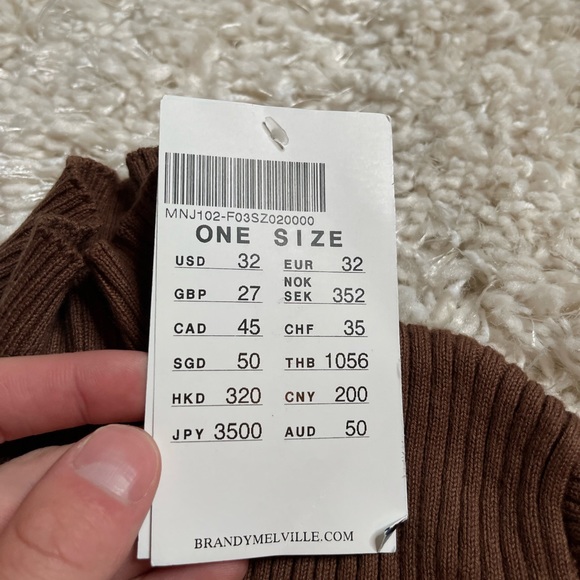 Brandy Melville Ribbed Mock Turtleneck Size One-Size - Picture 9 of 12